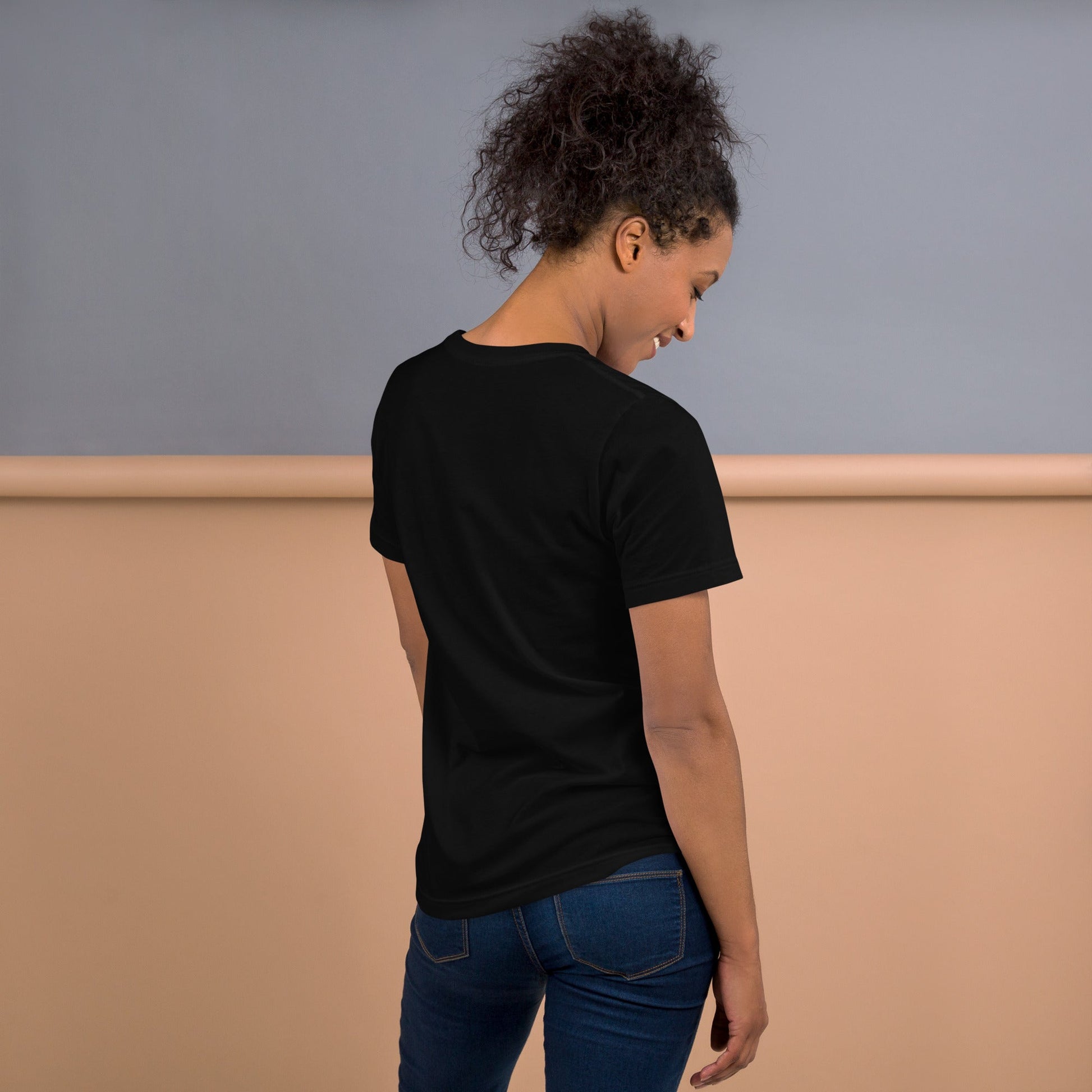 The Handmaid's Tale T-shirt | June Osborne | Latin Quote | Don't let the bastards grind you down | Premium tee - Jessie's Art Shop
